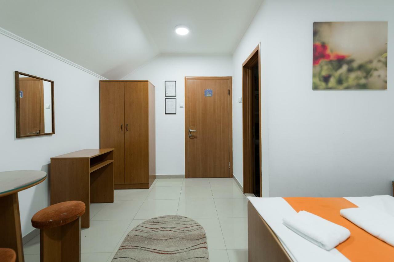 Rooms Gat Суботица Екстериор снимка